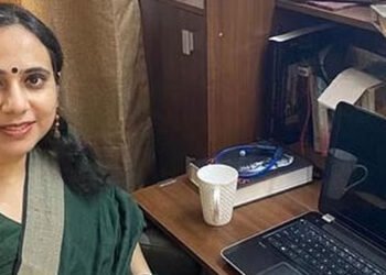 پردے کے پیچھے کیا ہے؟ بالی ووڈ کی آف اسکرین خواتین